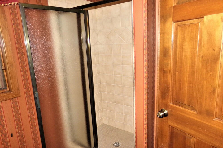Room 2 of 20