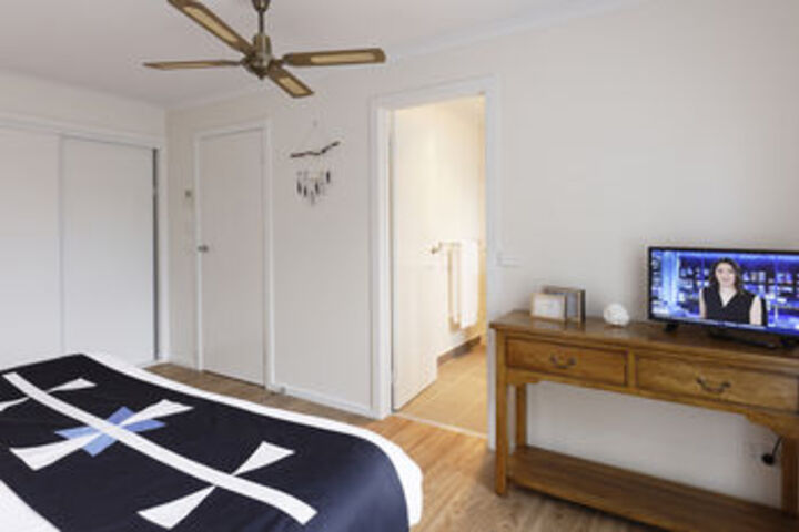 Room 13 of 29