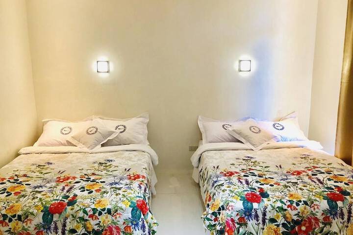 Room 6 of 45