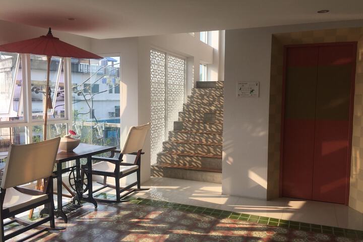 Hotel Interior 72 of 115