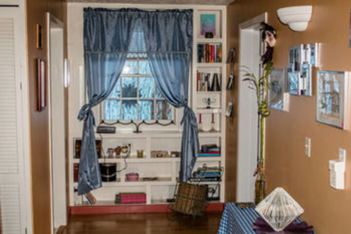 Room 11 of 35