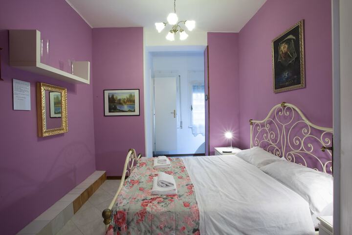 Room 22 of 68