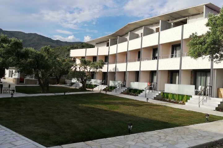 Hotel 3 of 7