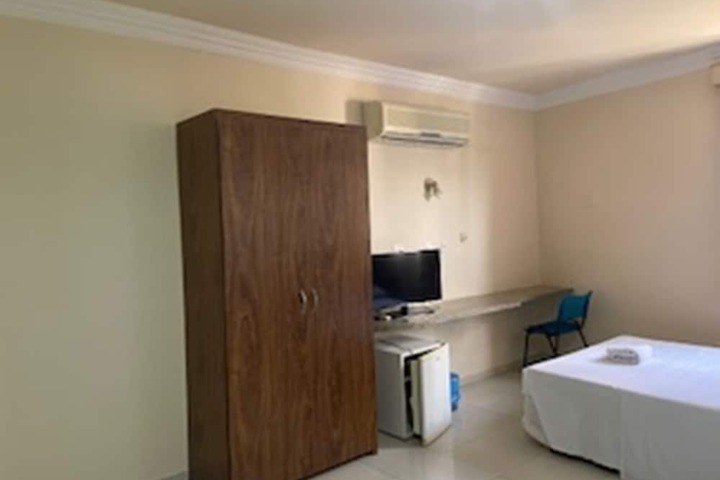 Room 7 of 20