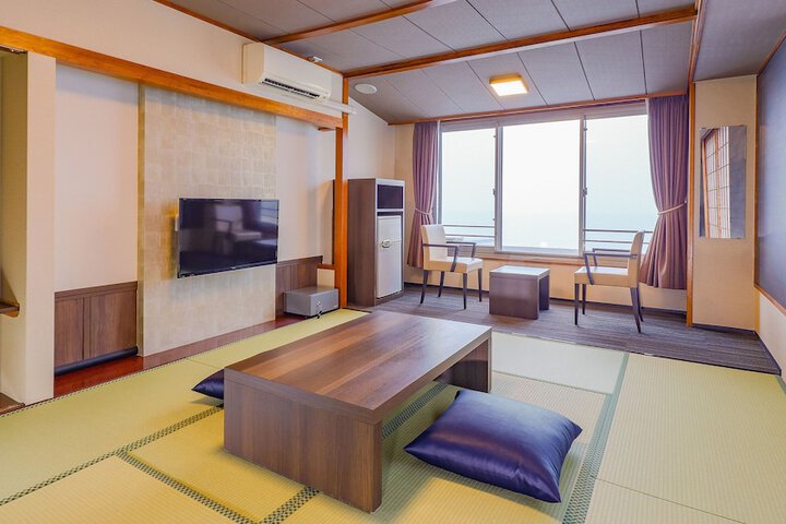 Room 6 of 54