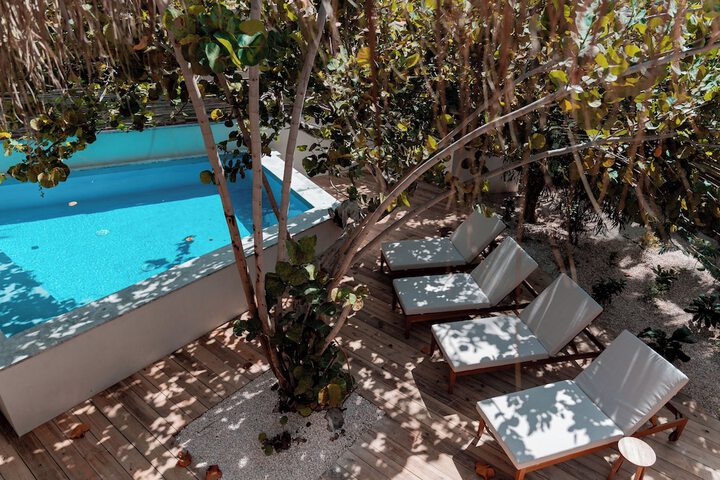 Pool 46 of 81