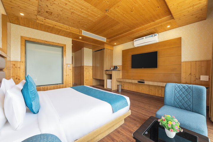 Room 4 of 29