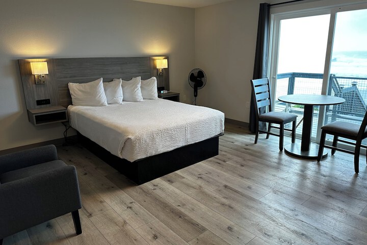 Room 32 of 134