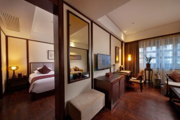 Room 43 of 63