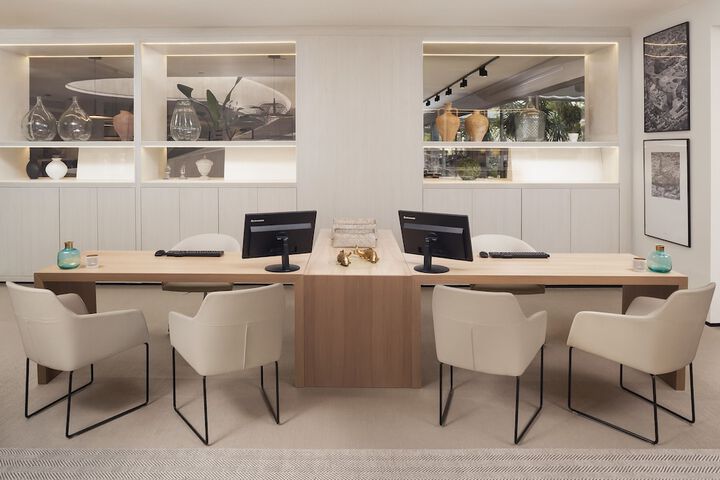 Concierge desk