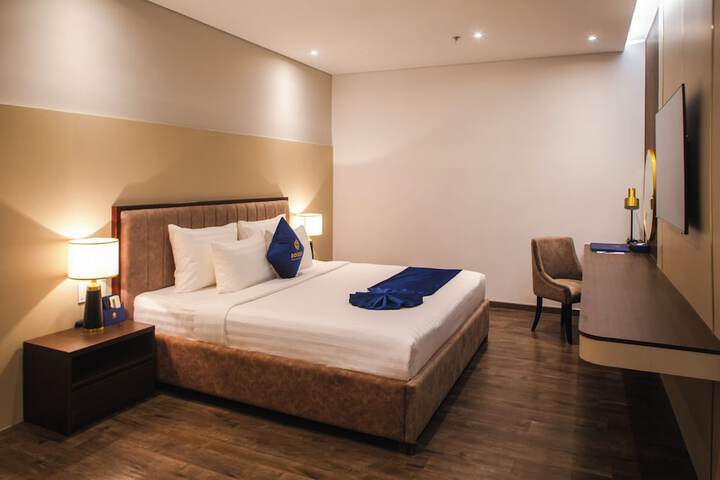 Room 18 of 73