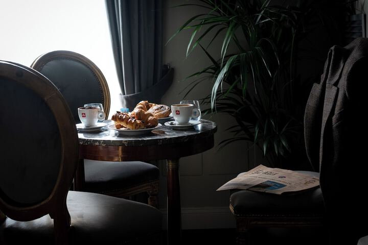 Breakfast/Coffee Service 98 of 120