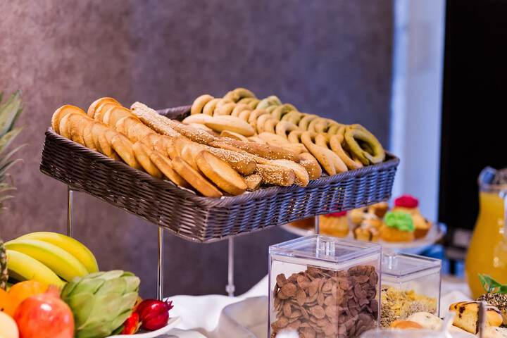 Breakfast/Coffee Service 62 of 84
