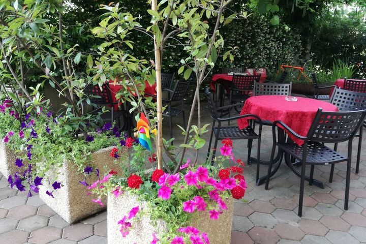 Terrace/Patio 30 of 34