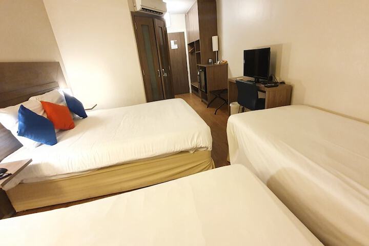 Room 7 of 123