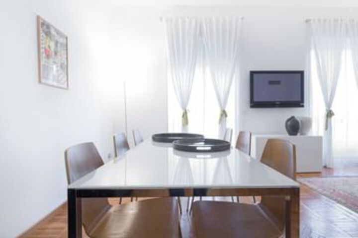 Room 15 of 27