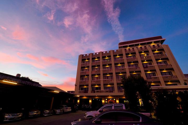 Hotel 205 of 214