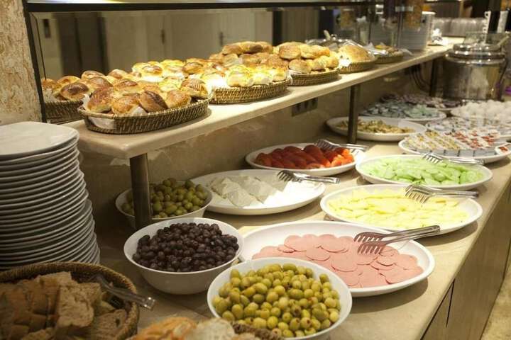 Breakfast buffet