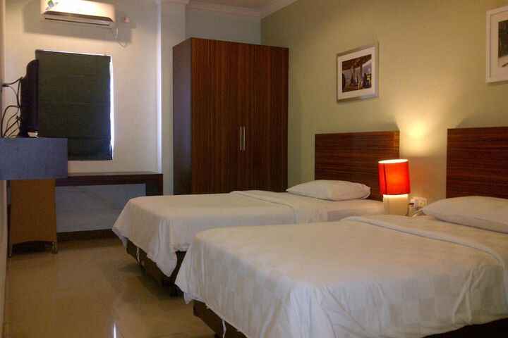 Room 20 of 37