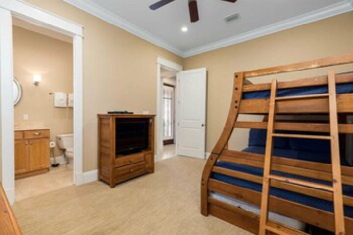 Room 49 of 60