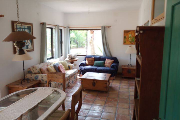 Room 5 of 10