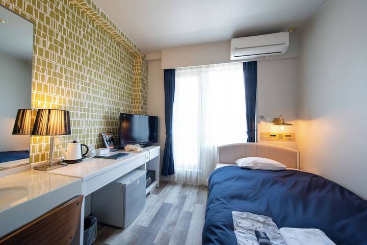 Room 16 of 84