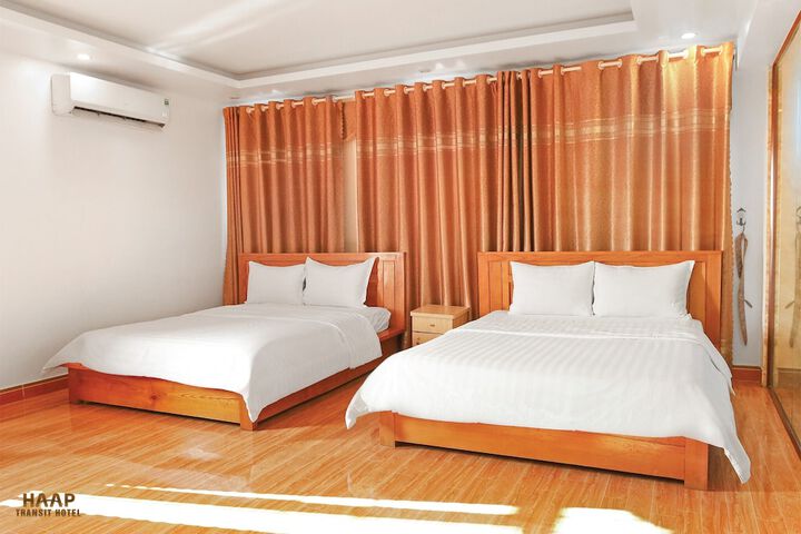 Room 6 of 71