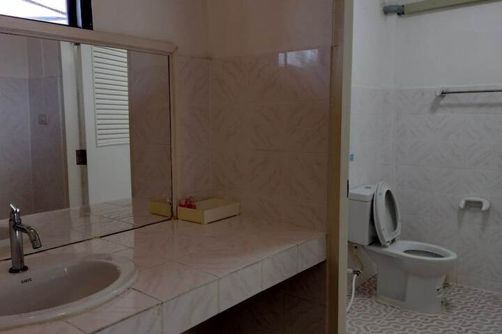 Room 55 of 132