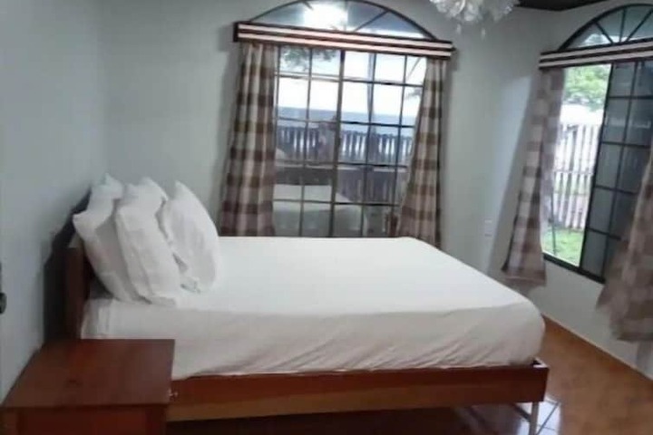 Room 2 of 41