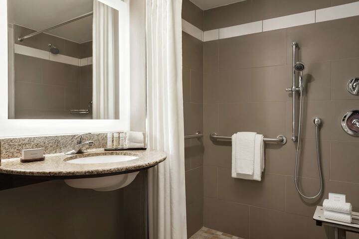 Bathroom shower