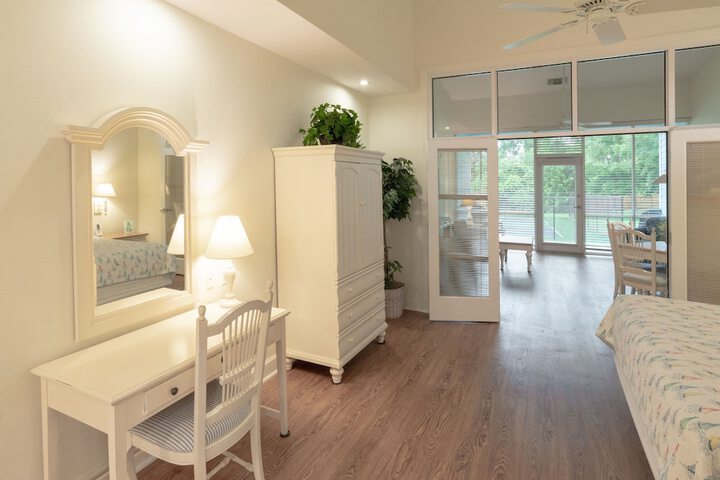 Room 3 of 21