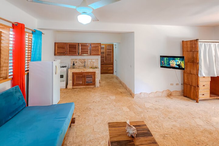 Room 105 of 222