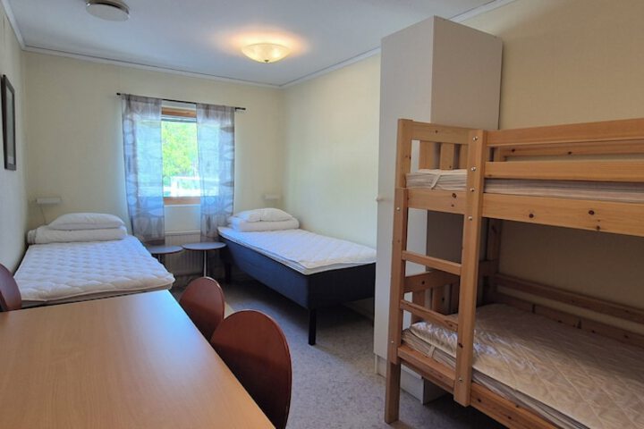 Room 18 of 68