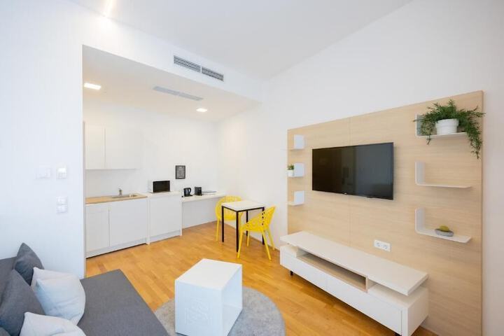 Room 20 of 50