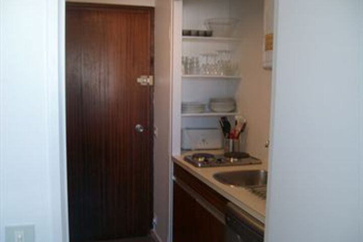 Room 14 of 22