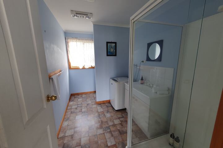 Room 18 of 34
