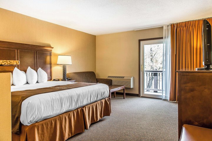 Standard | King Bed (8 of 23)