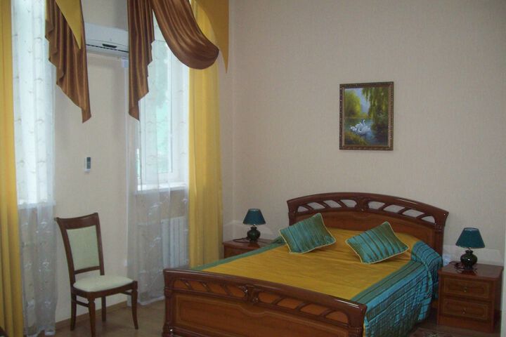 Room 8 of 21