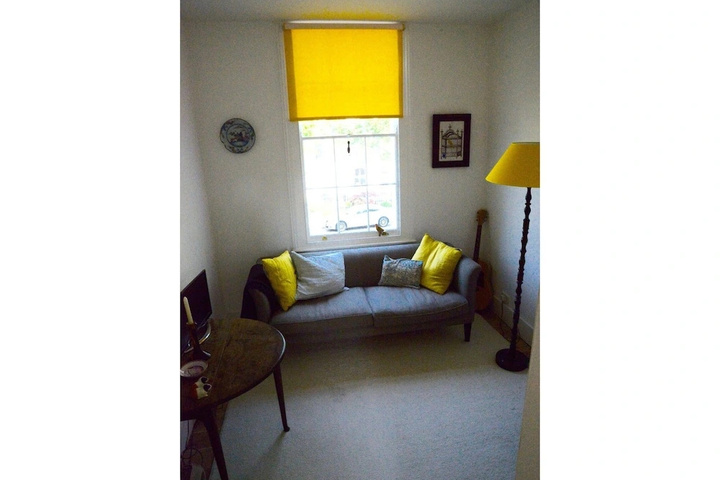 Room 5 of 19
