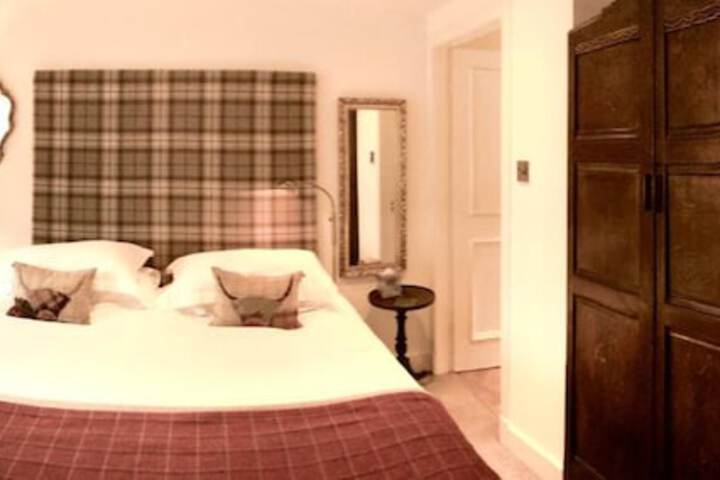 Room 14 of 48