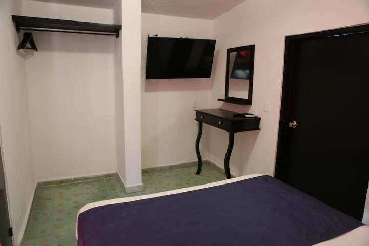 Room 17 of 49