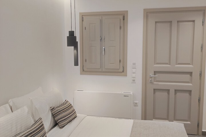 Room 18 of 26
