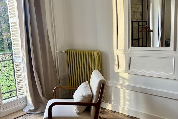 Room 8 of 28