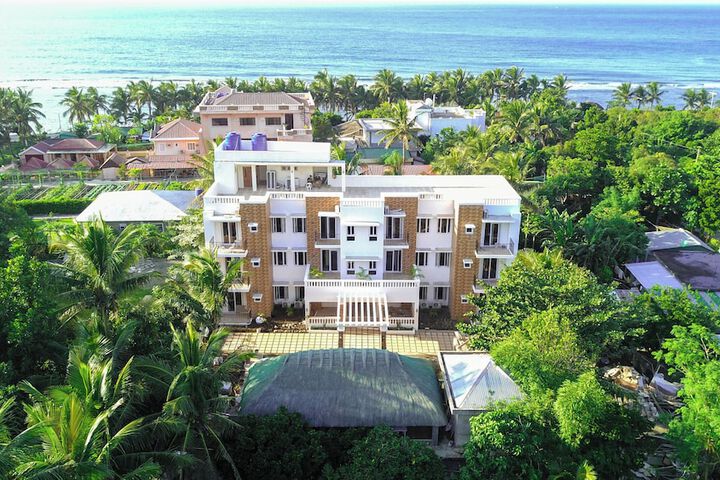 Bernardos Lantia Hotel