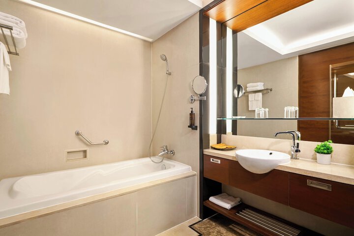 Room 44 of 114