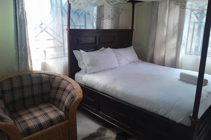 Room 7 of 24