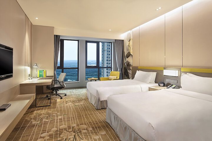 Room 3 of 42