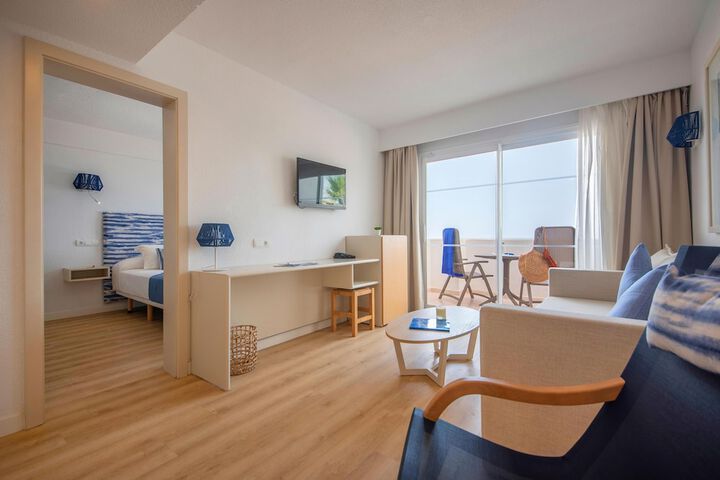 Room 45 of 139