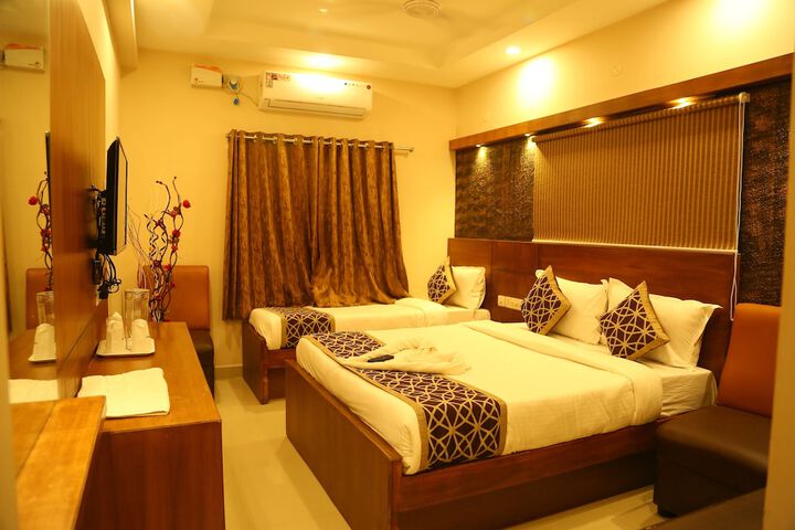 Room 6 of 52