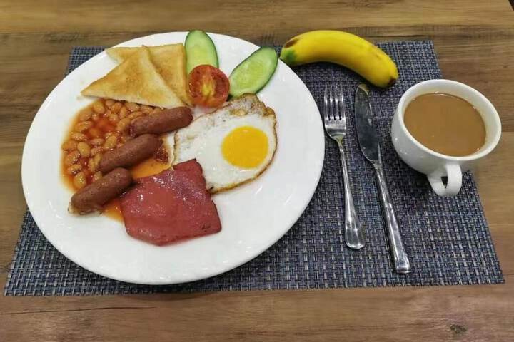 Breakfast/Coffee Service 21 of 38
